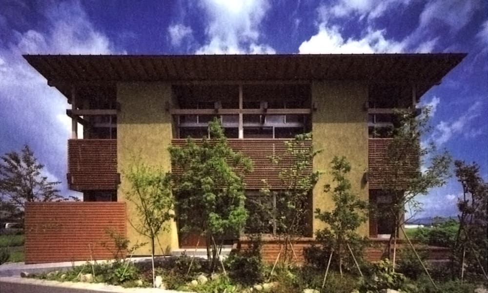 0061_004.jpg